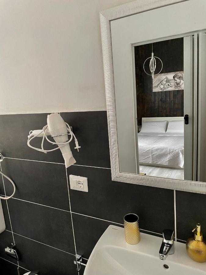 Camera In Centro Storico Olbia Dış mekan fotoğraf